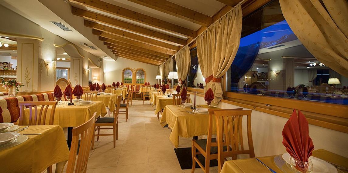 Hotel Cristallo Peio Luaran gambar